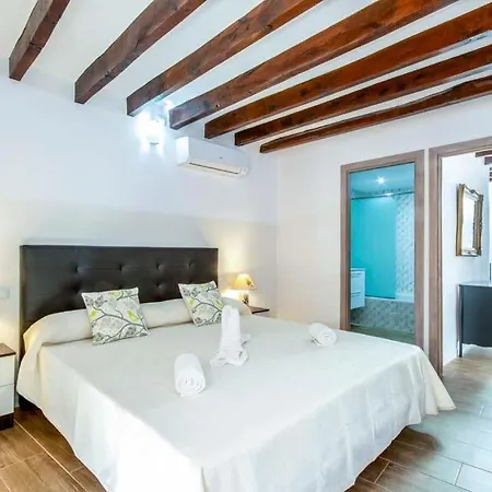 Villa Sleeps 8 With Pool And Air Con *