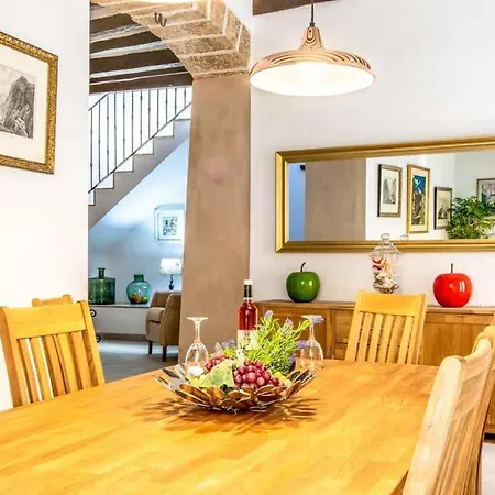 Sleeps 8 With Pool And Air Con * Pollença